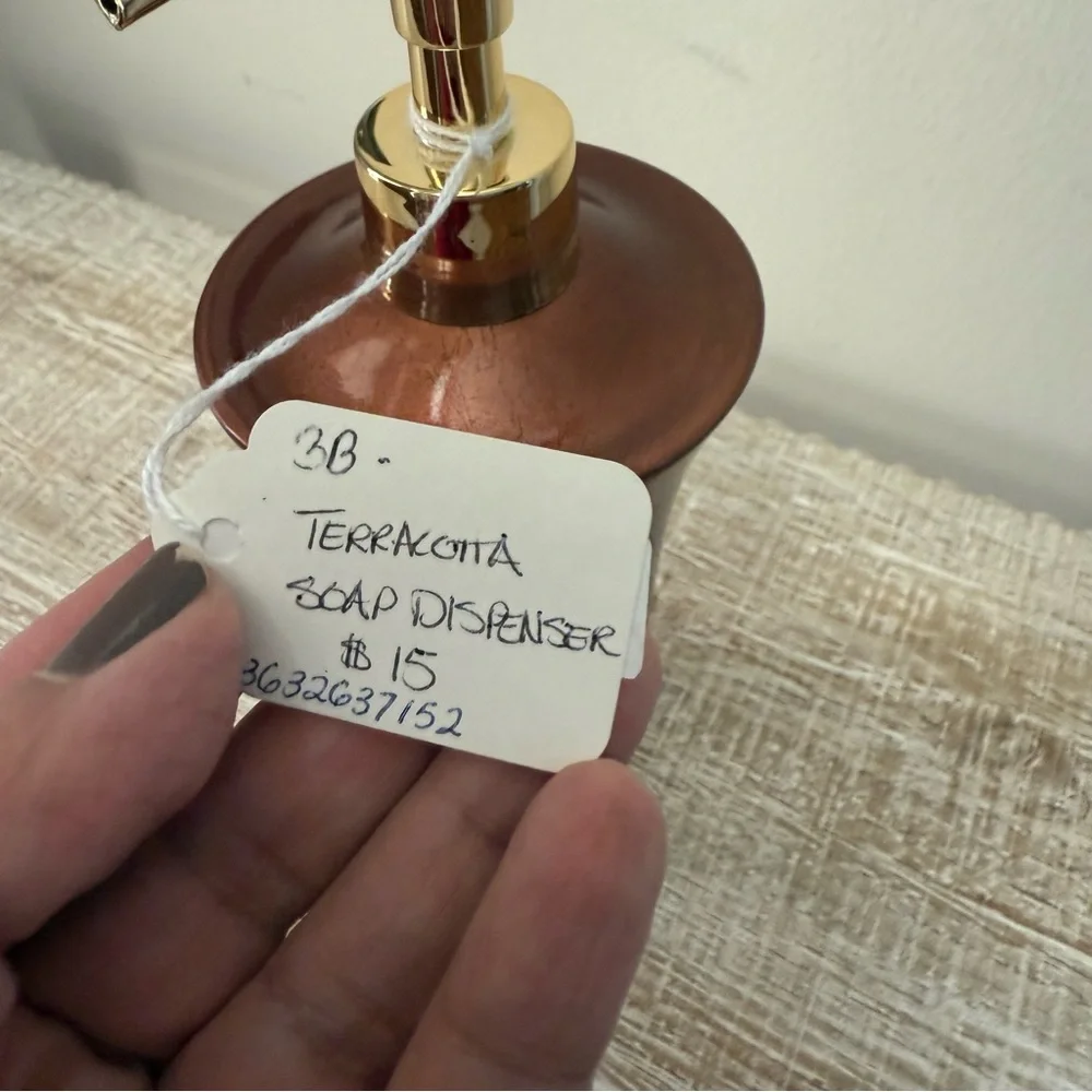 SKL Terracotta Soap Dispenser, New, 9”